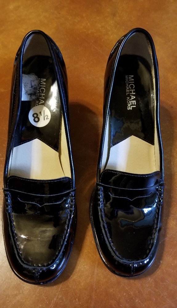 MK loafer style heels